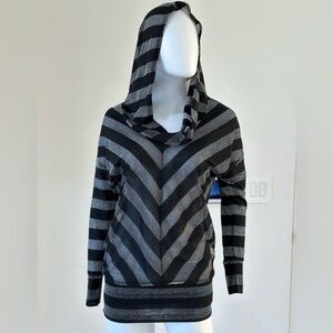 PH8 pullover hoodie size Small Black & shiny sheer long sleeve mesh